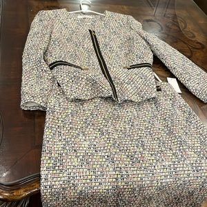 Tahari two piece petite 14P garment